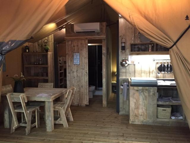 Site De Gorge Vent Campingplatz 3*